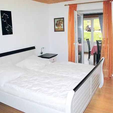 Baierweg Sleeps 8 Pool Wifi Kollnburg
